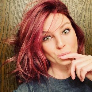 Meet your Posher, Vanessa